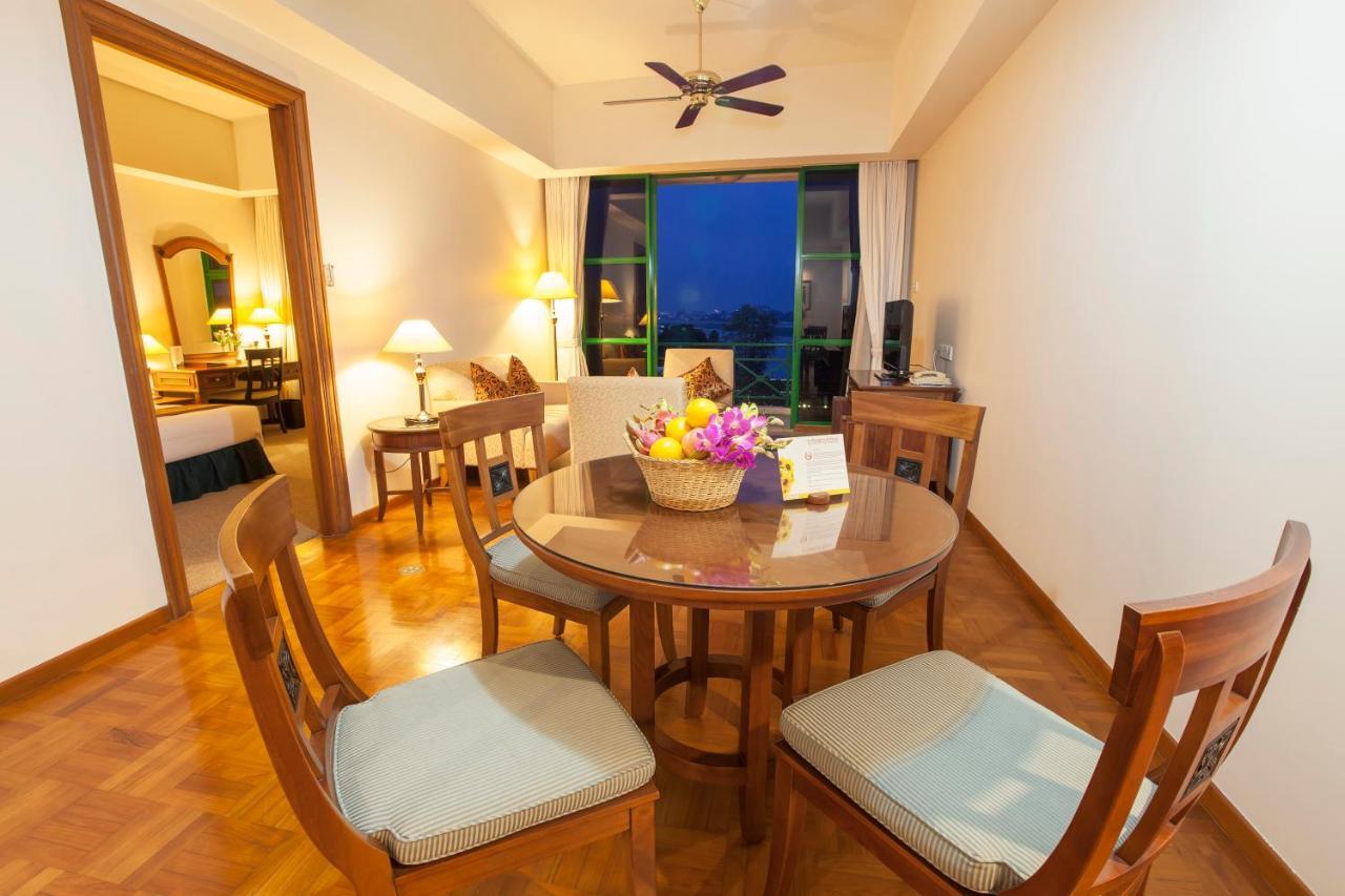 Himawari Hotel Apartments Phnom Penh Exterior foto